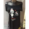 TAGLIA M T-Shirt collo a barca con  strass e glitter rossi